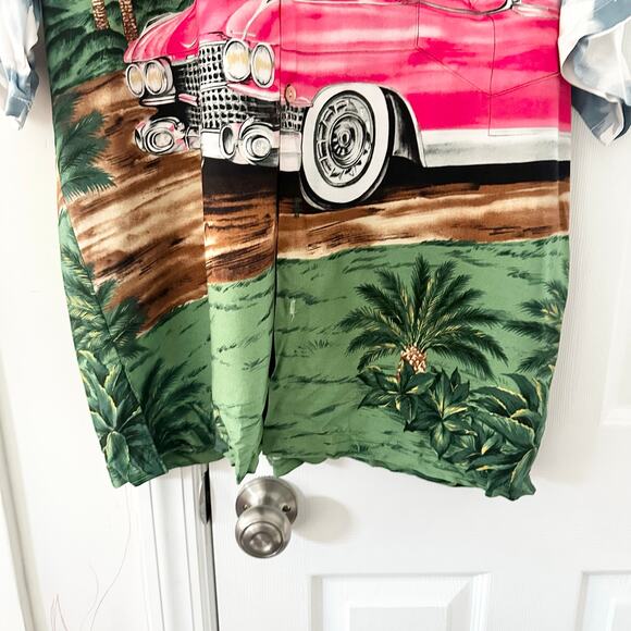 Tori Richards Vintage Hawaii Front Back Graphic Pink Cadillac Convertible Shirt - Picture 6 of 11